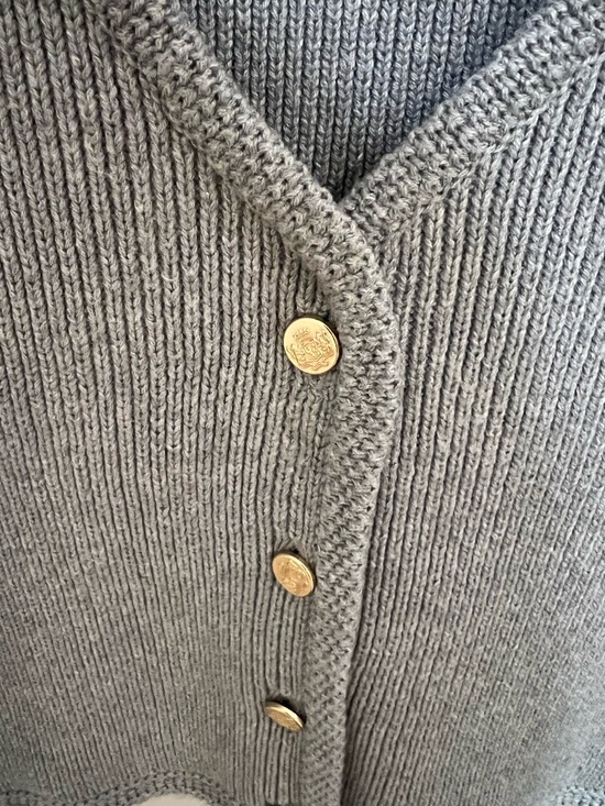 Abercrombie & Fitch sweater vest - Picture 3 of 5